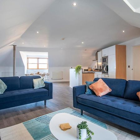 The Loft - Spacious Luxury 2 Bed 2 Bath With Free Secure Parking And Tube Close By London Eksteriør billede